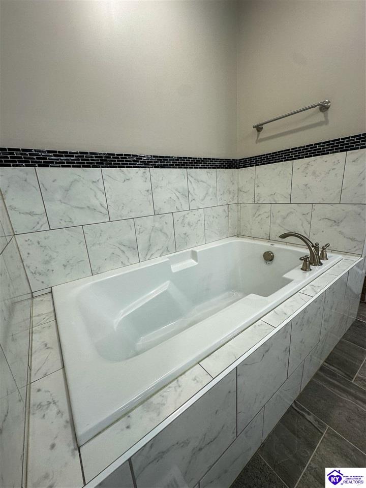 Listing Picture 4177 Fairground Road Brandenburg, KY 40108 MLS HK25002856