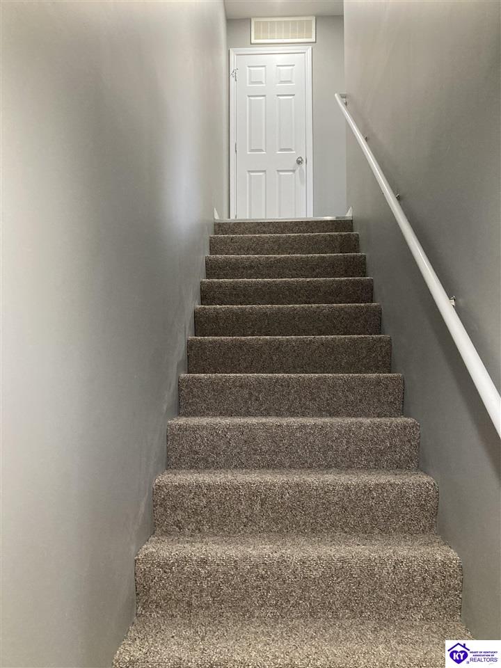 Listing Picture 362/364 Palmetto Loop Glendale, KY 42740 MLS HK25002860