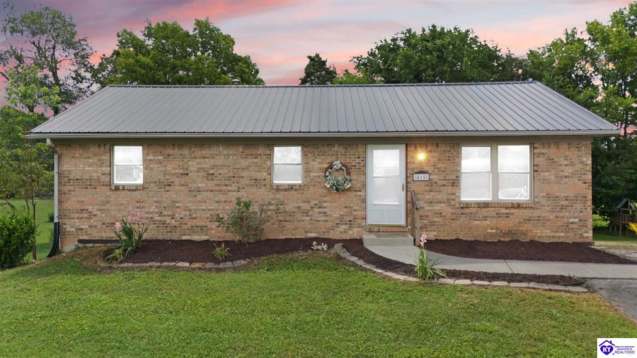 415 Rowlett StreetMunfordville, KY 42765