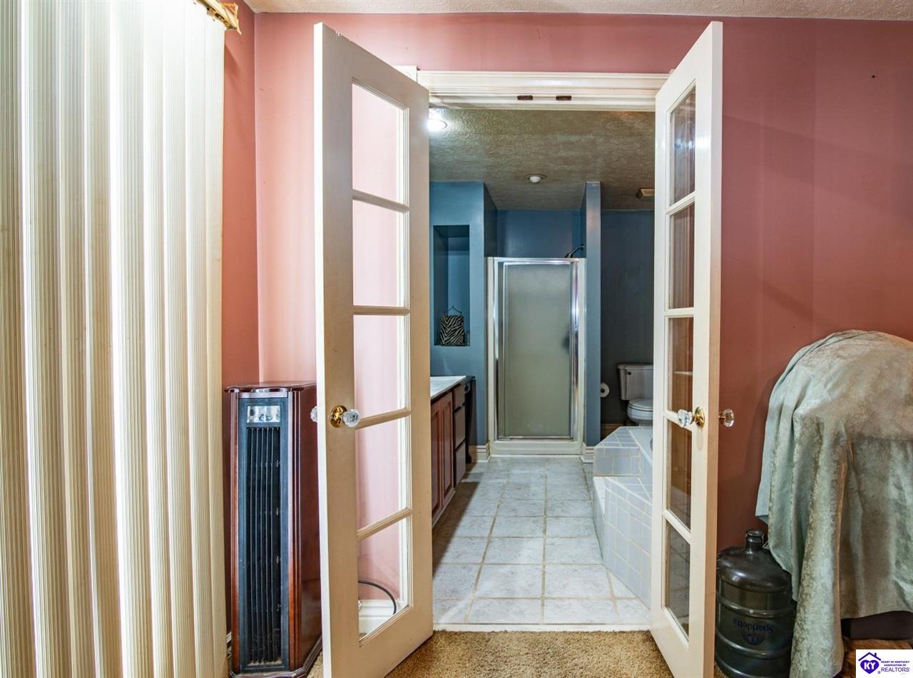 Listing Picture 220 Bolton School Road Bonnieville, KY 42713 MLS HK25002877