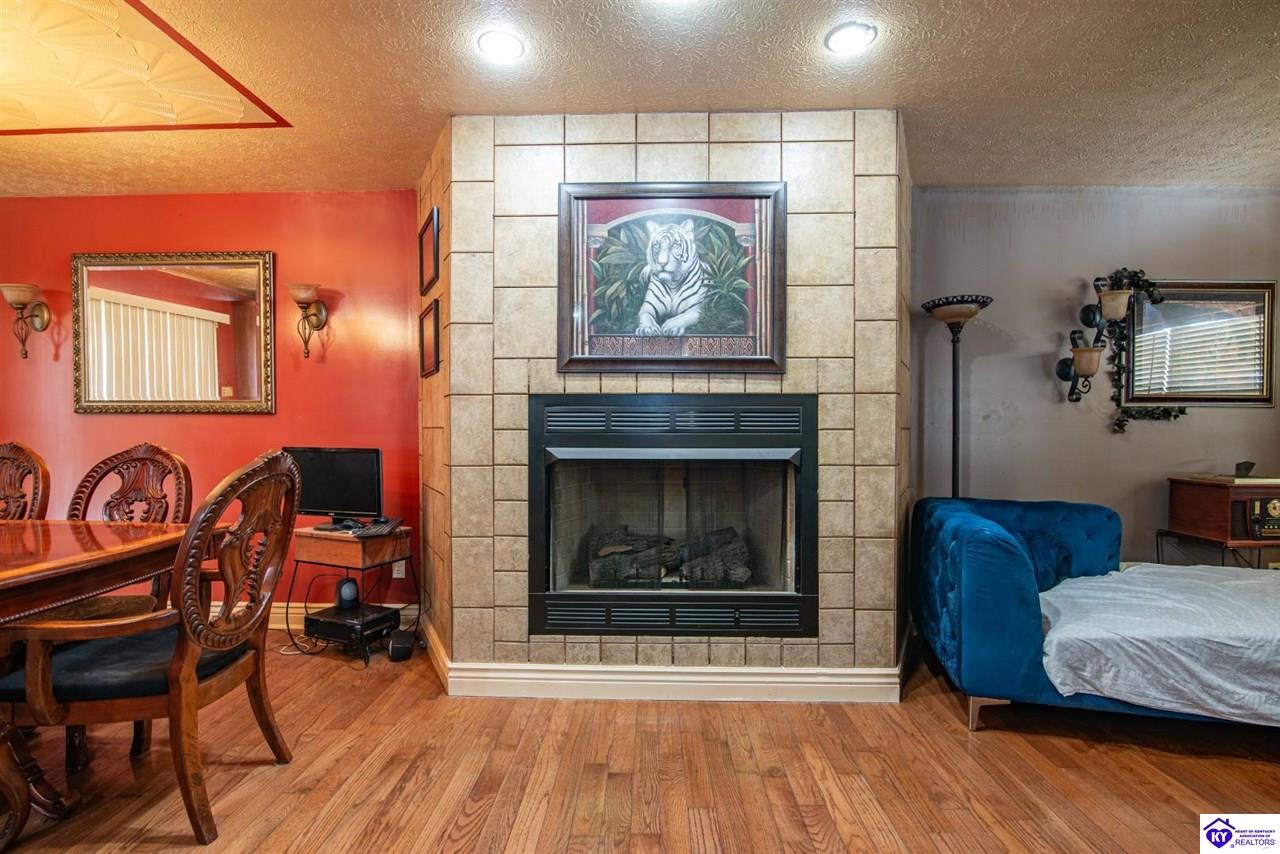 Listing Picture 220 Bolton School Road Bonnieville, KY 42713 MLS HK25002877