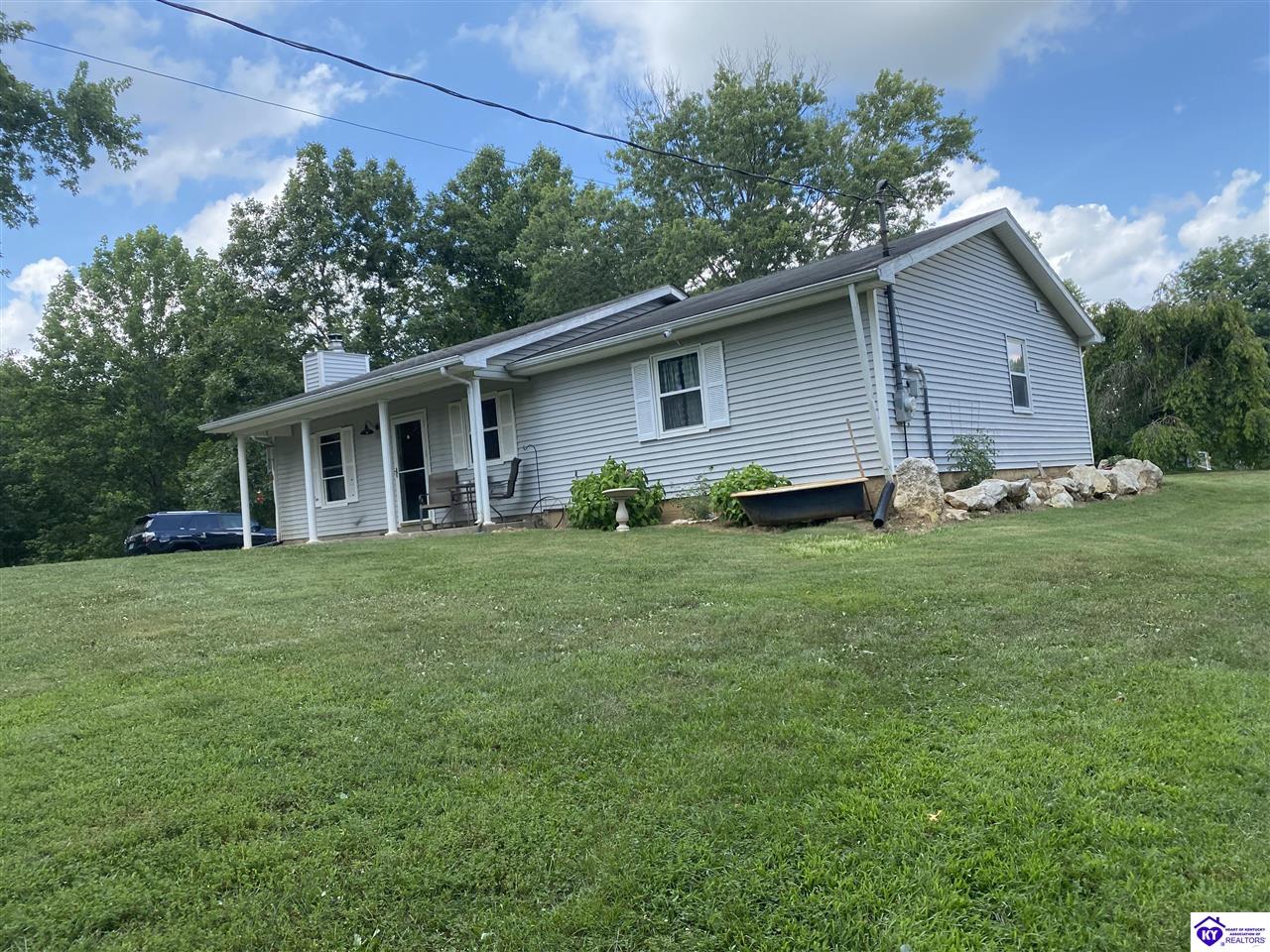 1088 Wonderland Cavern RoadCecilia, KY 42724