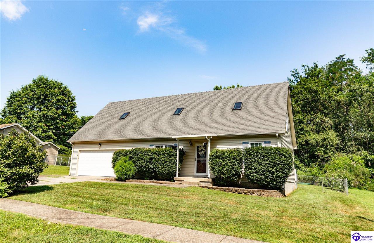 217 Scarlet AvenueRadcliff, KY 40160