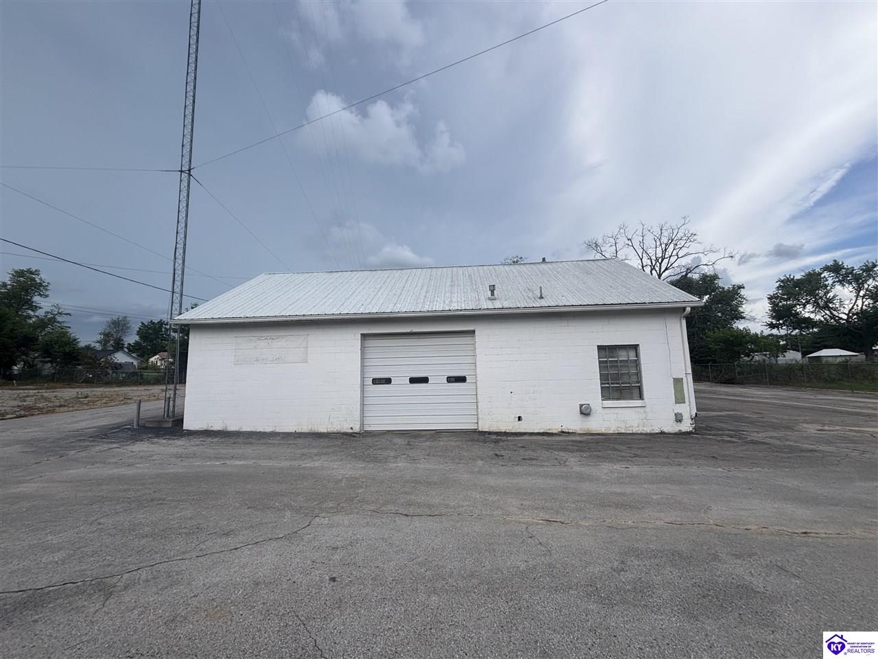 108 Virginia AvenueCampbellsville, KY 42718