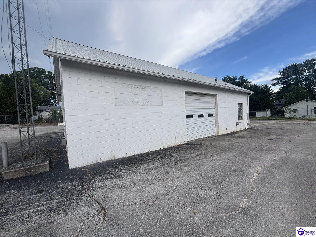 Listing Picture 108 Virginia Avenue Campbellsville, KY 42718 MLS HK25003012