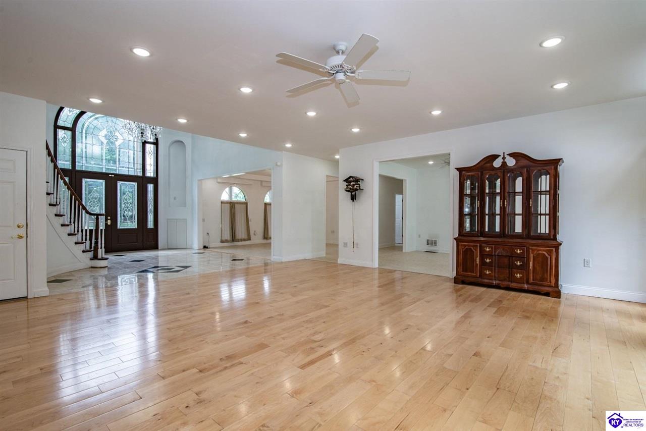 Listing Picture 1112 Cave Run Lane Elizabethtown, KY 42701 MLS HK25003022