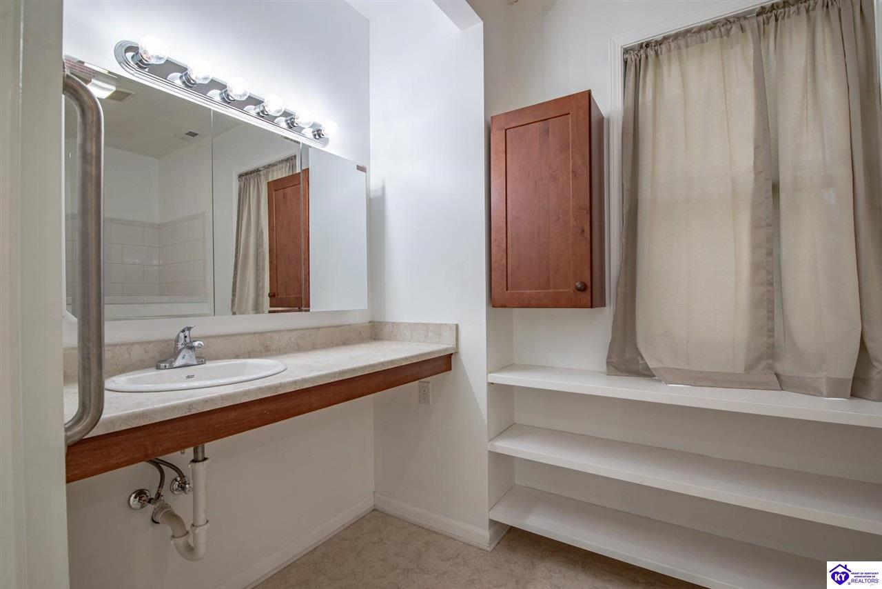 Listing Picture 1112 Cave Run Lane Elizabethtown, KY 42701 MLS HK25003022