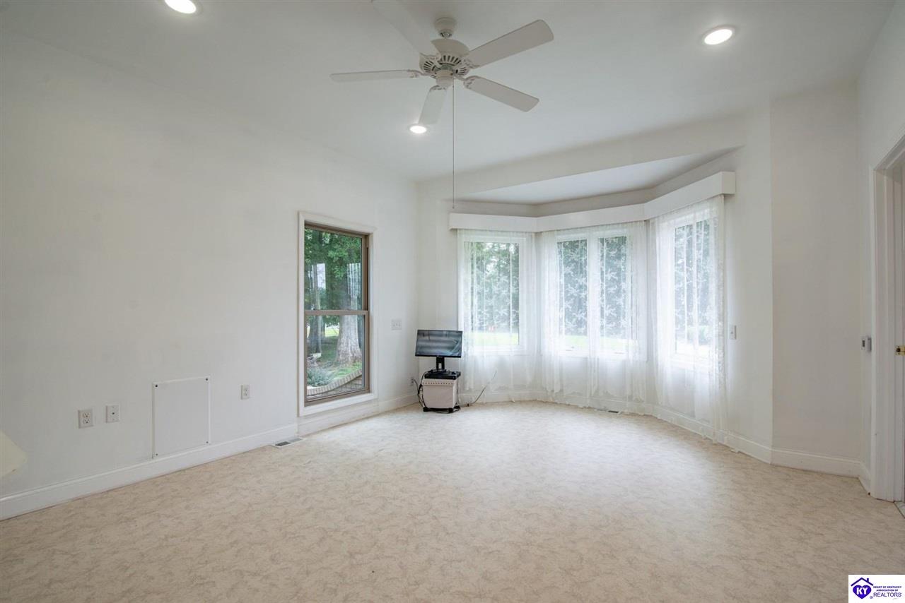 Listing Picture 1112 Cave Run Lane Elizabethtown, KY 42701 MLS HK25003022