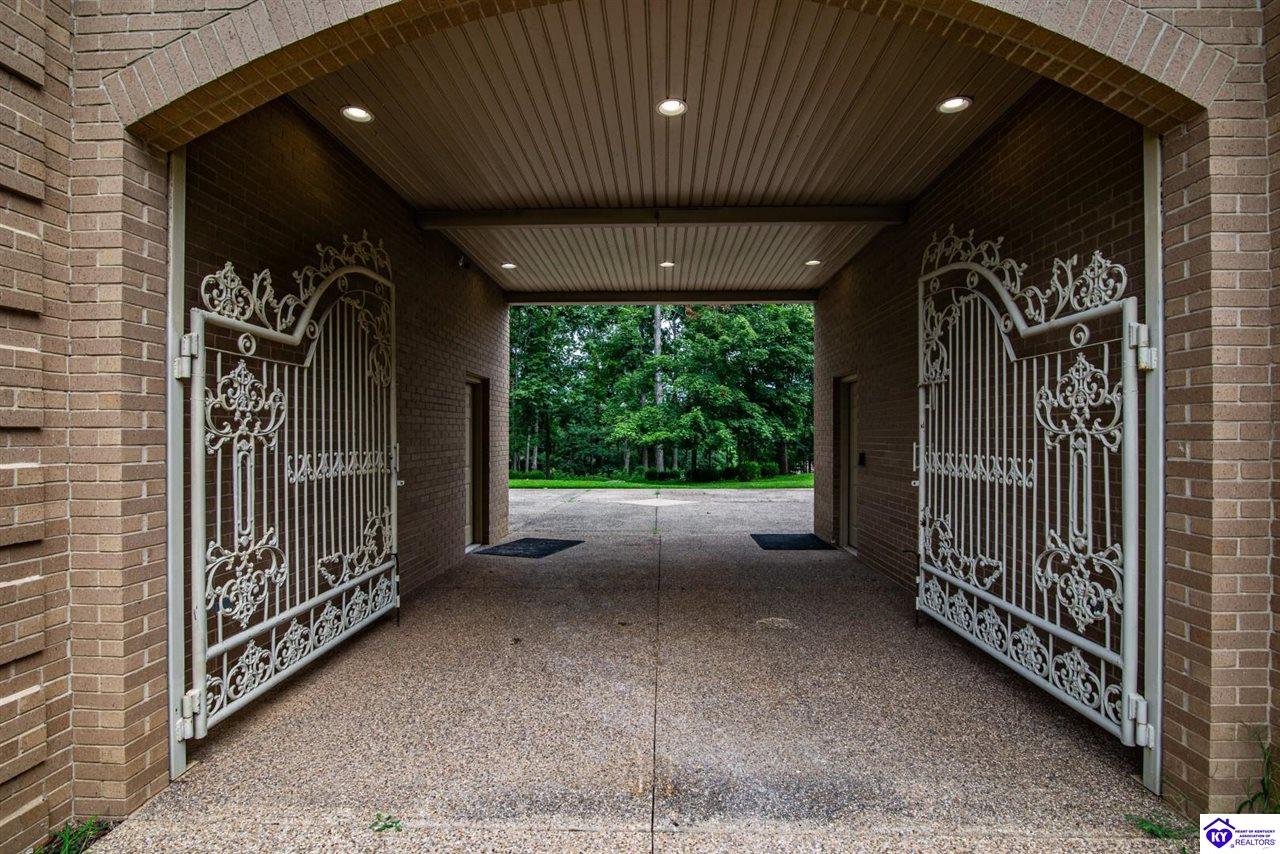 Listing Picture 1112 Cave Run Lane Elizabethtown, KY 42701 MLS HK25003022