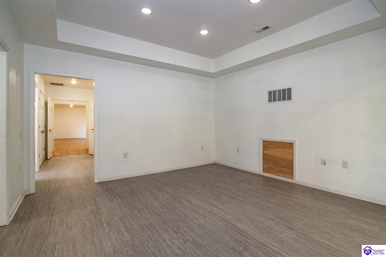 Listing Picture 1112 Cave Run Lane Elizabethtown, KY 42701 MLS HK25003022