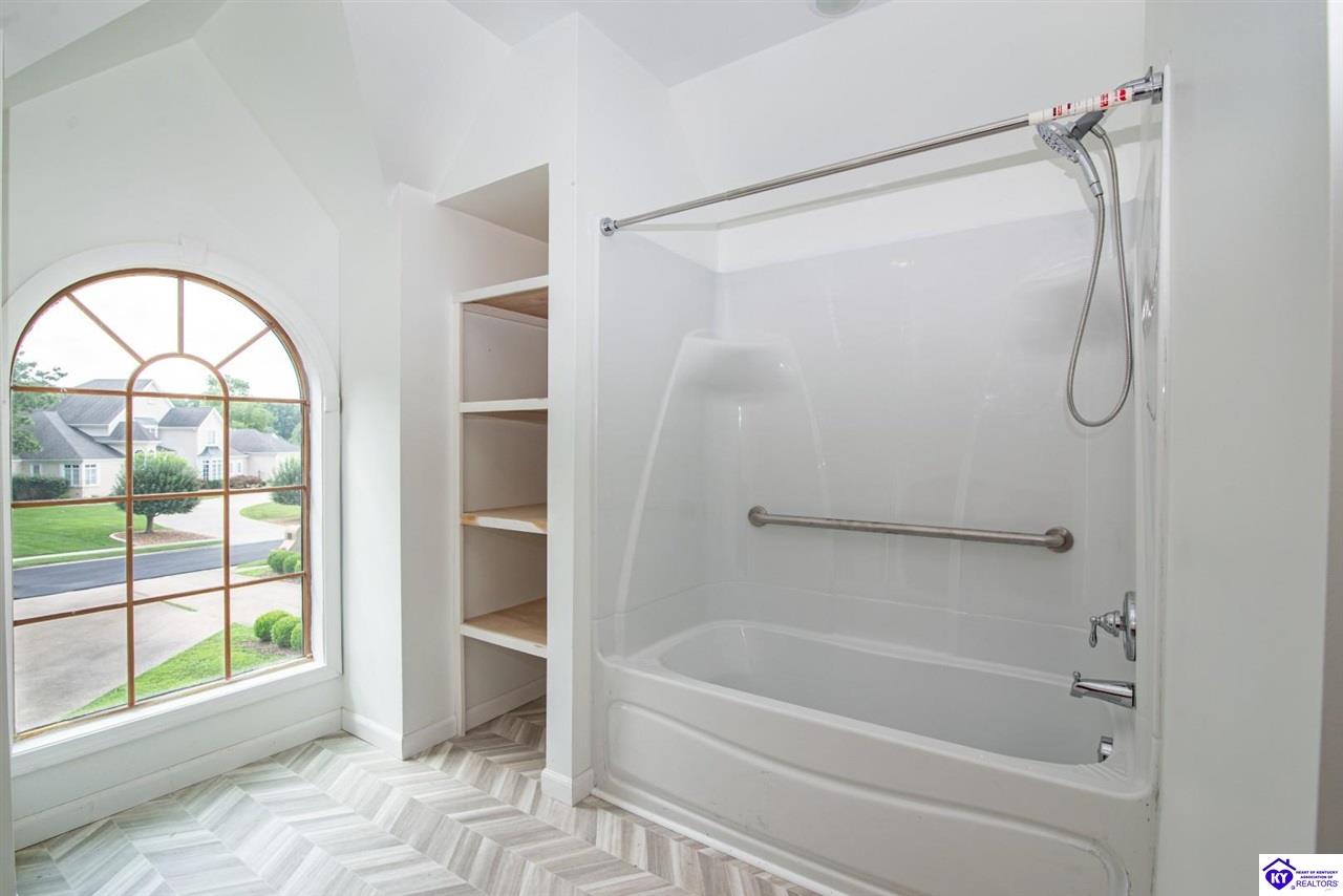 Listing Picture 1112 Cave Run Lane Elizabethtown, KY 42701 MLS HK25003022