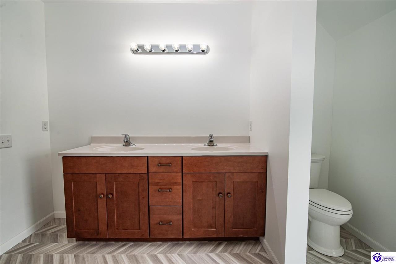 Listing Picture 1112 Cave Run Lane Elizabethtown, KY 42701 MLS HK25003022