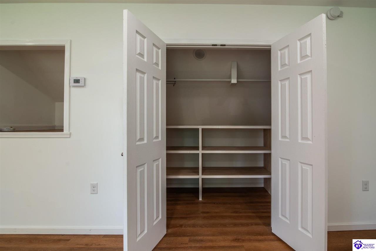 Listing Picture 1112 Cave Run Lane Elizabethtown, KY 42701 MLS HK25003022