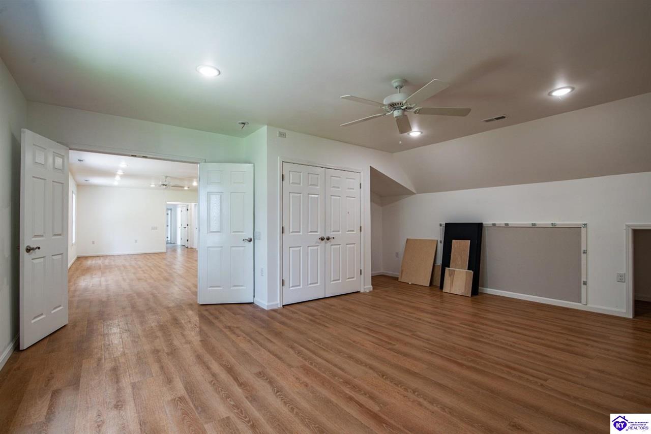 Listing Picture 1112 Cave Run Lane Elizabethtown, KY 42701 MLS HK25003022