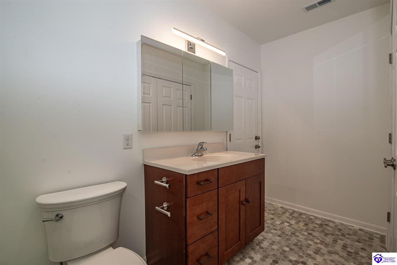 Listing Picture 1112 Cave Run Lane Elizabethtown, KY 42701 MLS HK25003022