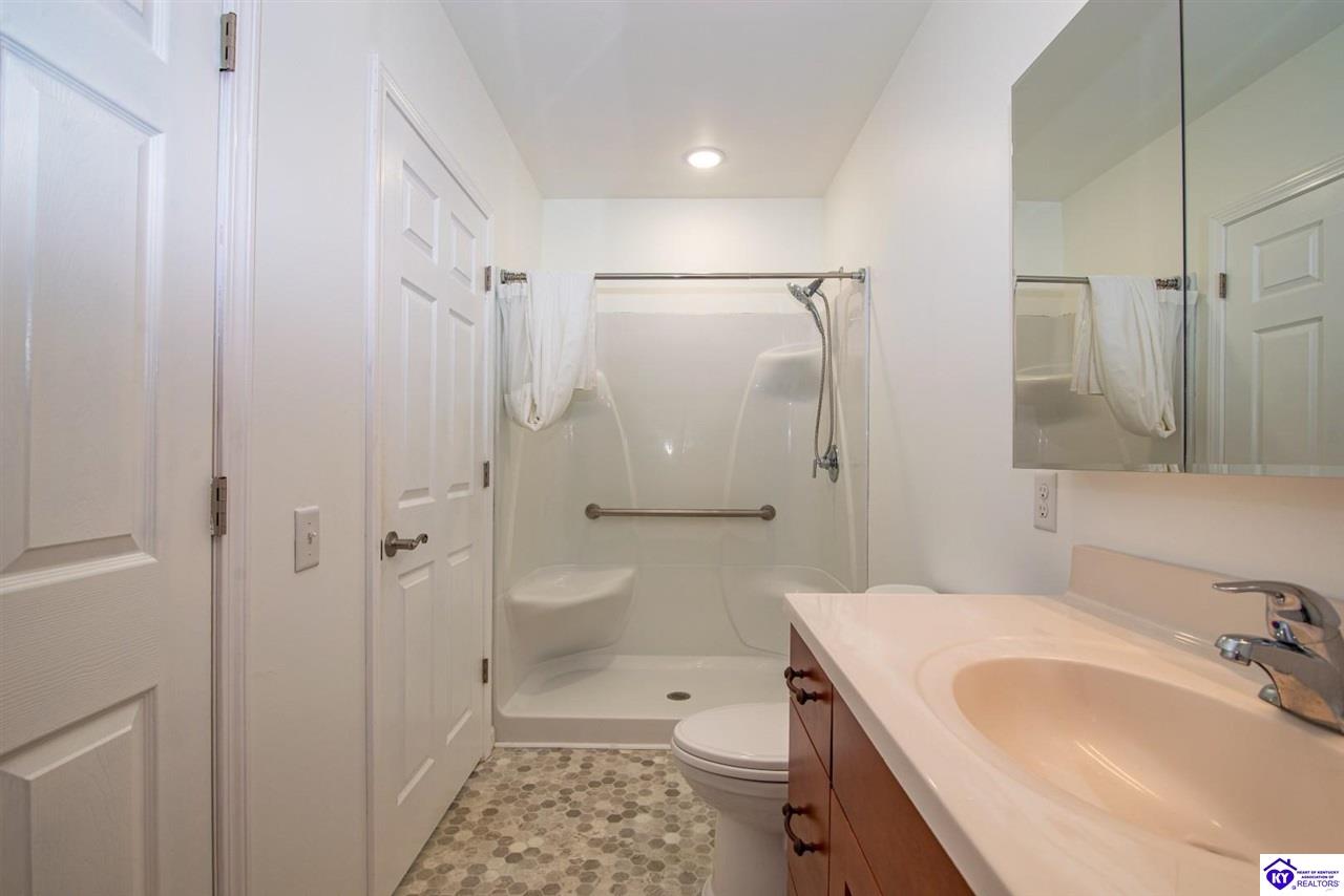 Listing Picture 1112 Cave Run Lane Elizabethtown, KY 42701 MLS HK25003022