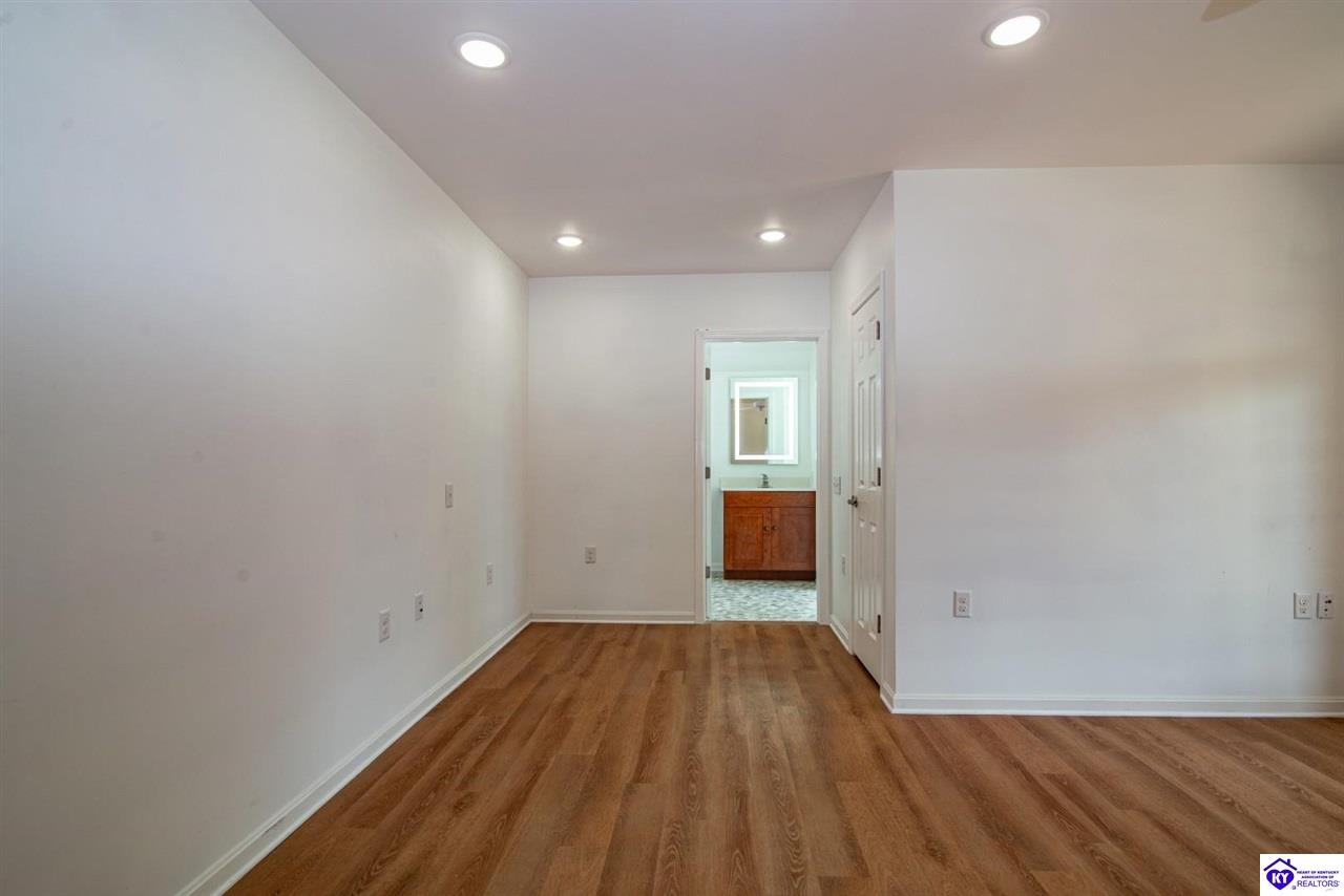 Listing Picture 1112 Cave Run Lane Elizabethtown, KY 42701 MLS HK25003022