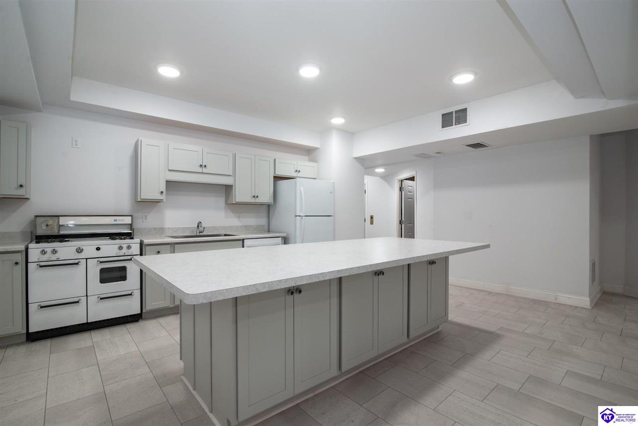 Listing Picture 1112 Cave Run Lane Elizabethtown, KY 42701 MLS HK25003022