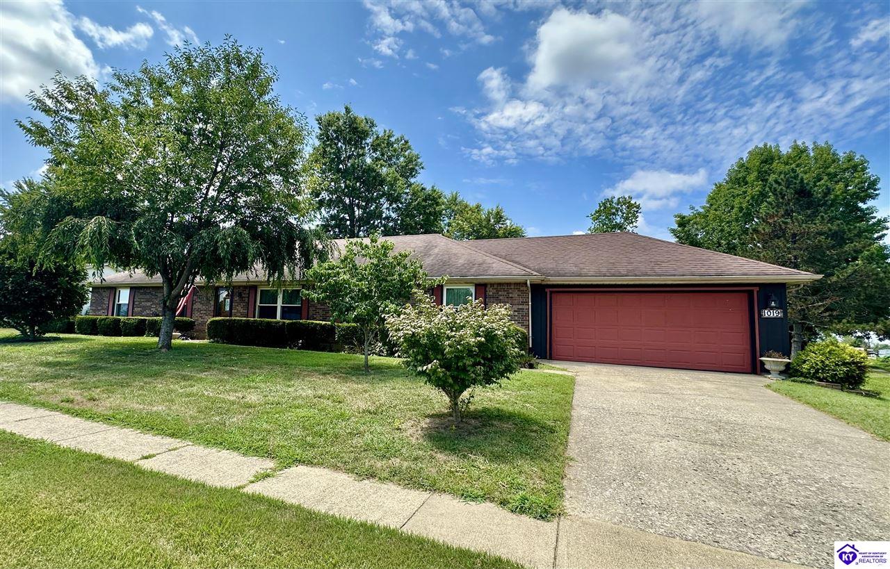1019 S Woodland DriveRadcliff, KY 40160