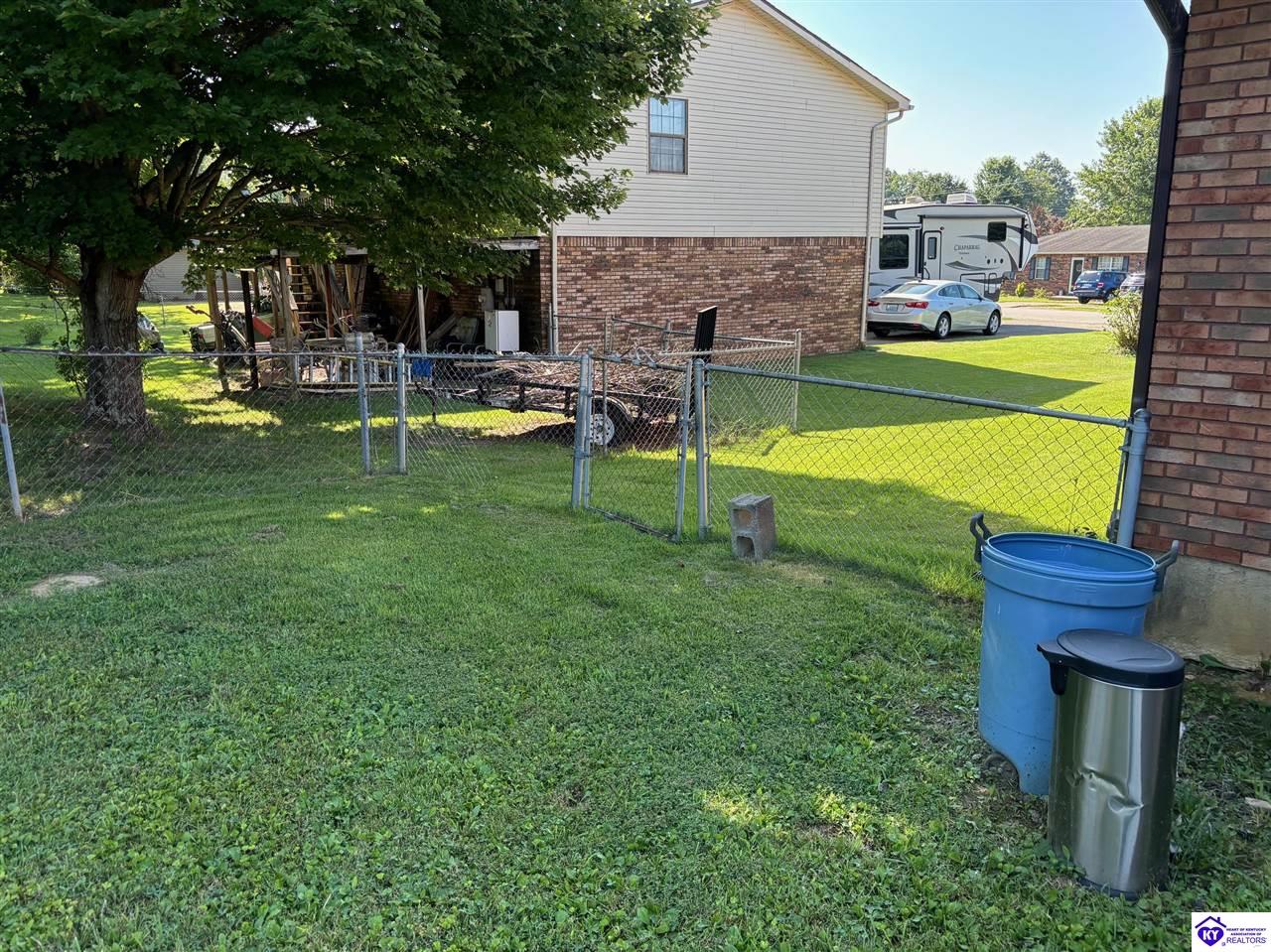 Listing Picture 1724 Holly Court Radcliff, KY 40160 MLS HK25003203