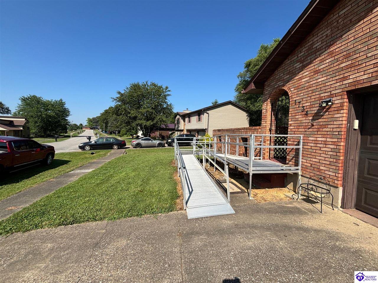 Listing Picture 1724 Holly Court Radcliff, KY 40160 MLS HK25003203