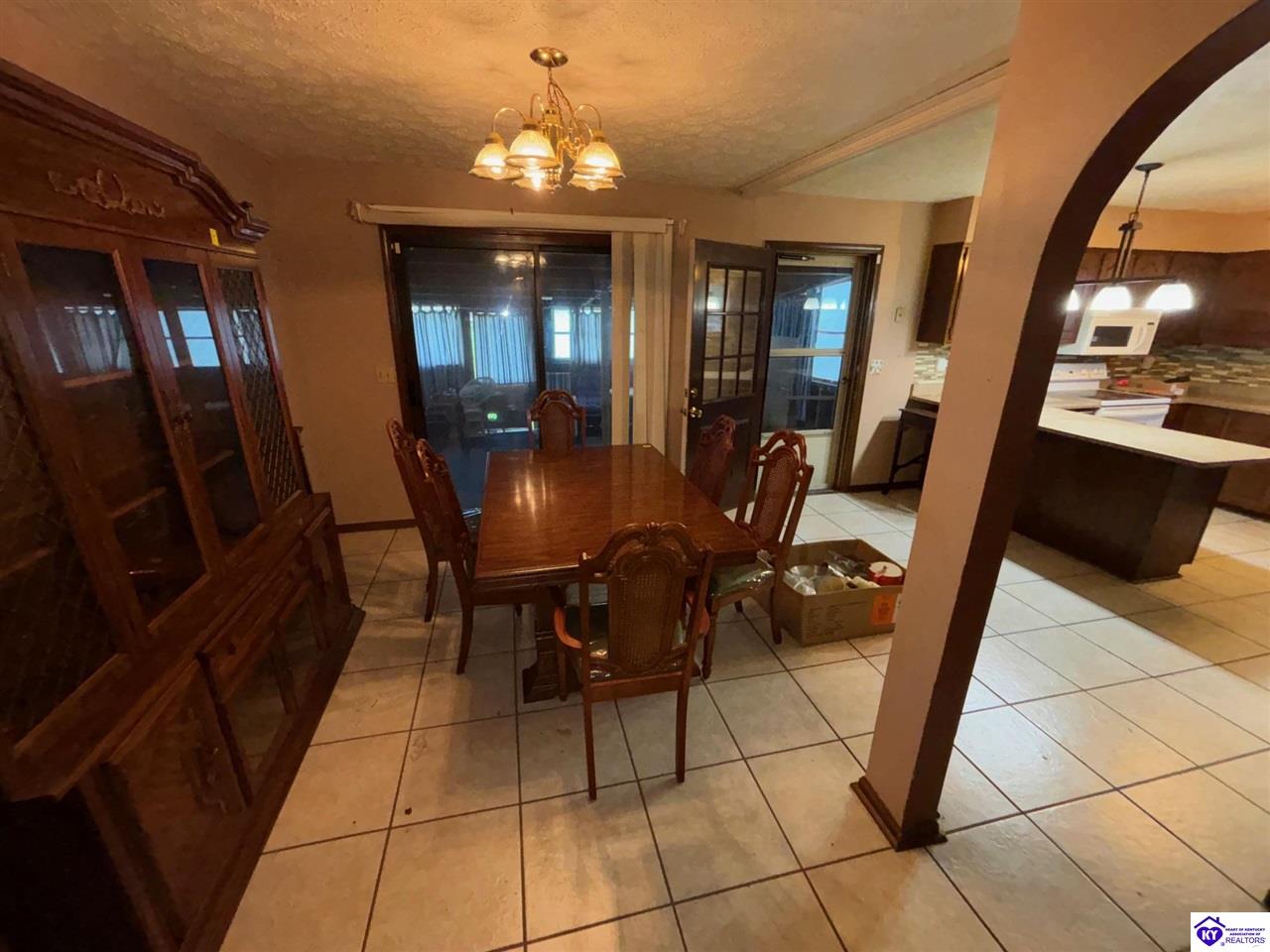 Listing Picture 1724 Holly Court Radcliff, KY 40160 MLS HK25003203