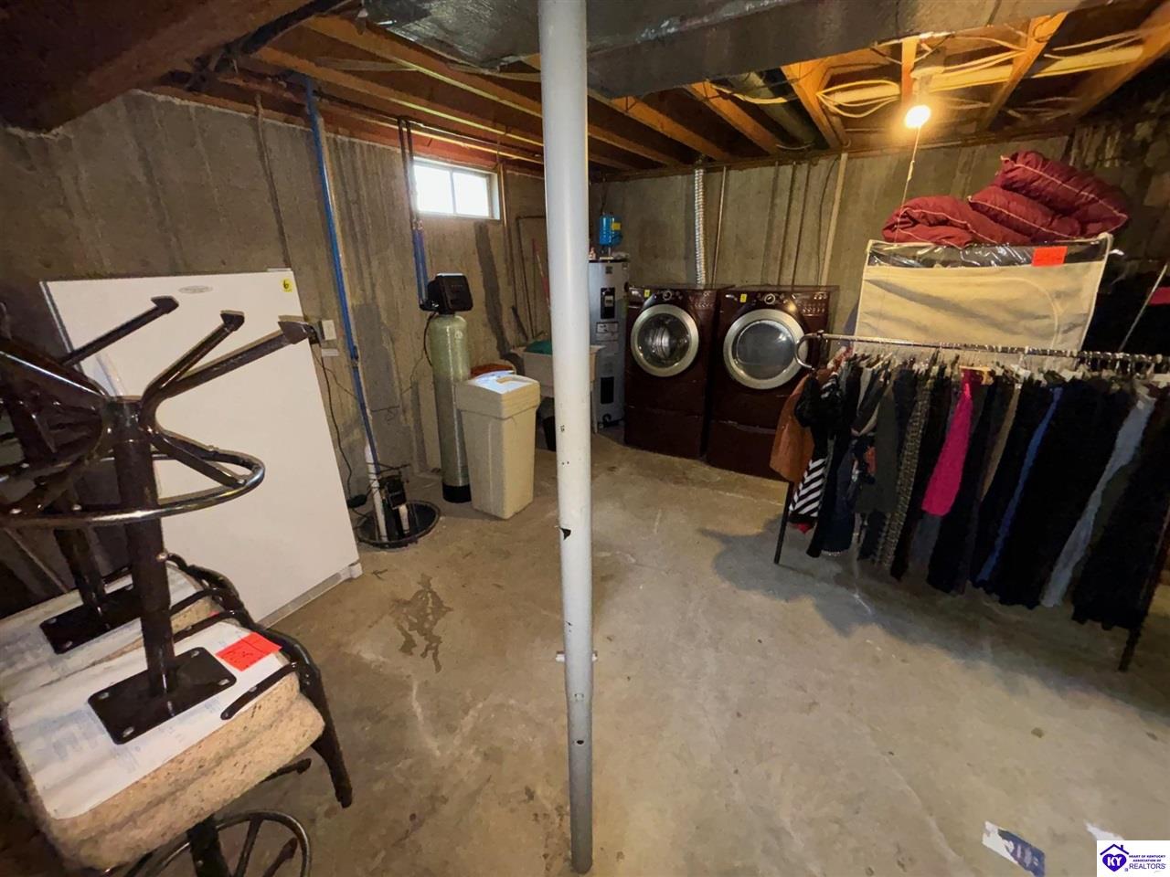 Listing Picture 1724 Holly Court Radcliff, KY 40160 MLS HK25003203