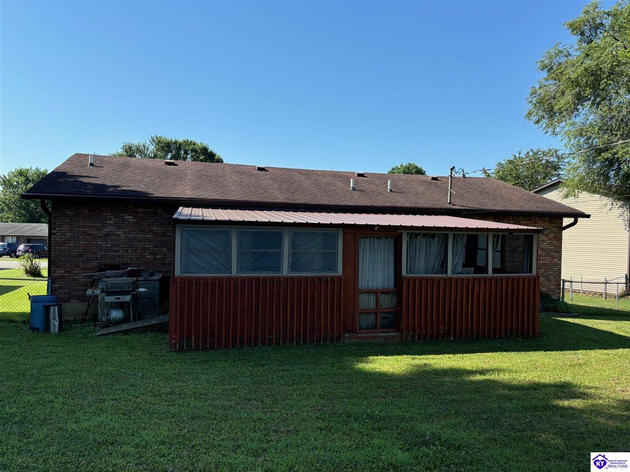 Listing Picture 1724 Holly Court Radcliff, KY 40160 MLS HK25003203