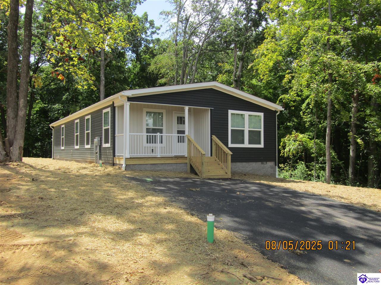 321 W Spring StreetRadcliff, KY 40160