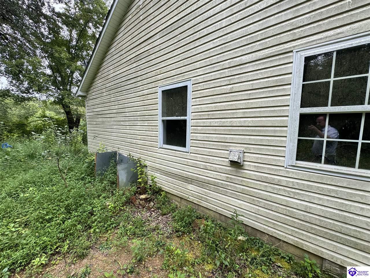 Listing Picture 12133 Caneyville Road Caneyville, KY 42721 MLS HK25003280