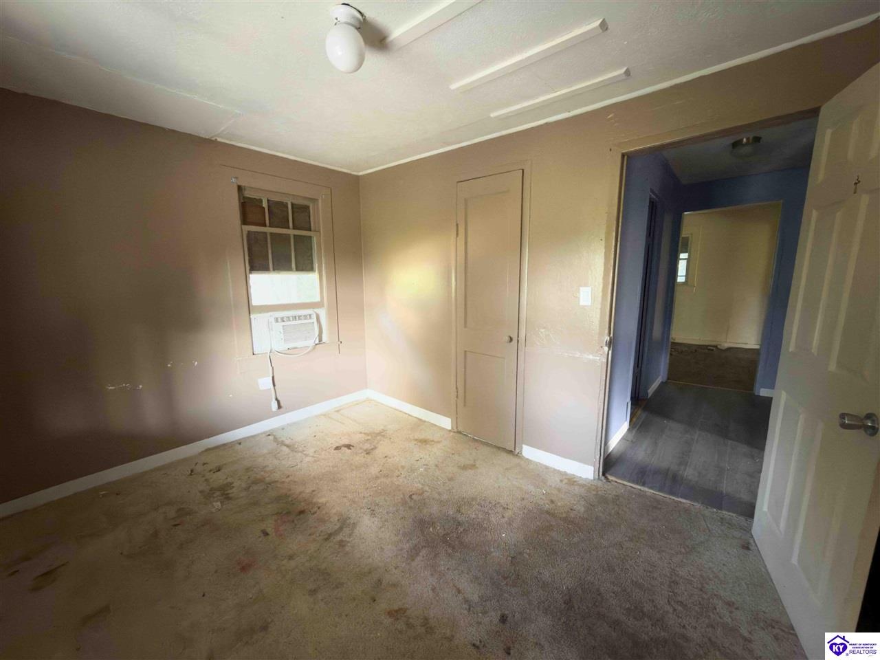 Listing Picture 406 Oak Street Columbia, KY 42728 MLS HK25003346