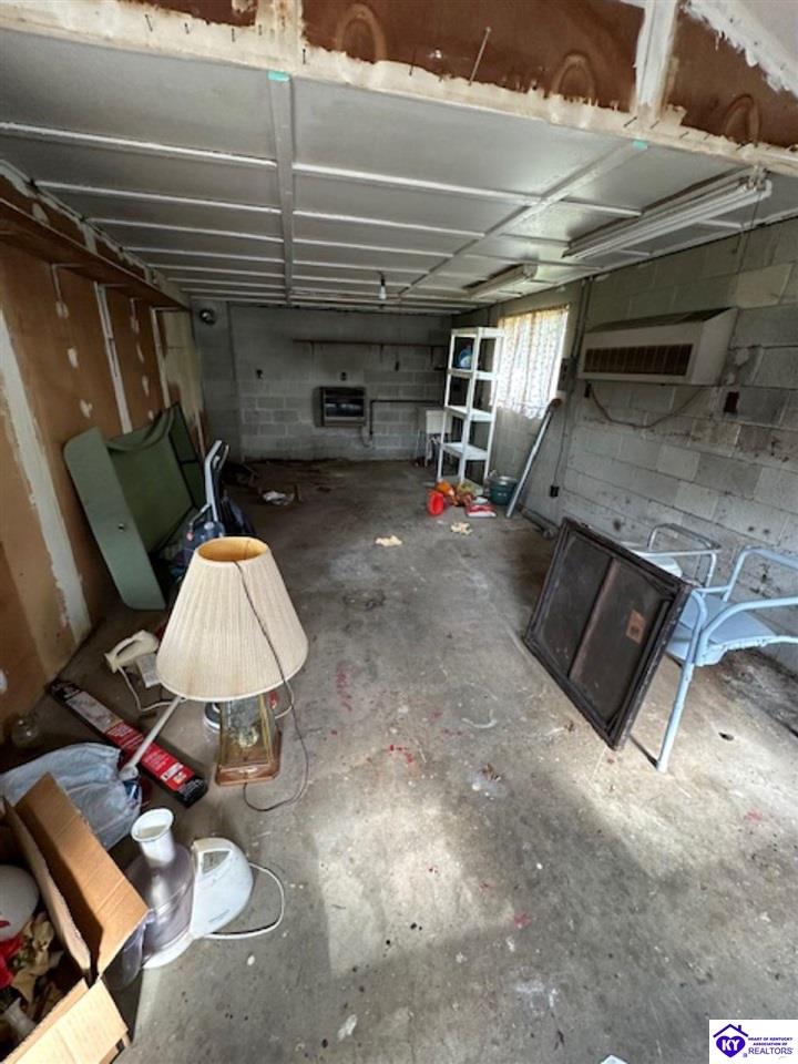 Listing Picture 13200 Ashlawn Drive Louisville, KY 40272 MLS HK25003534