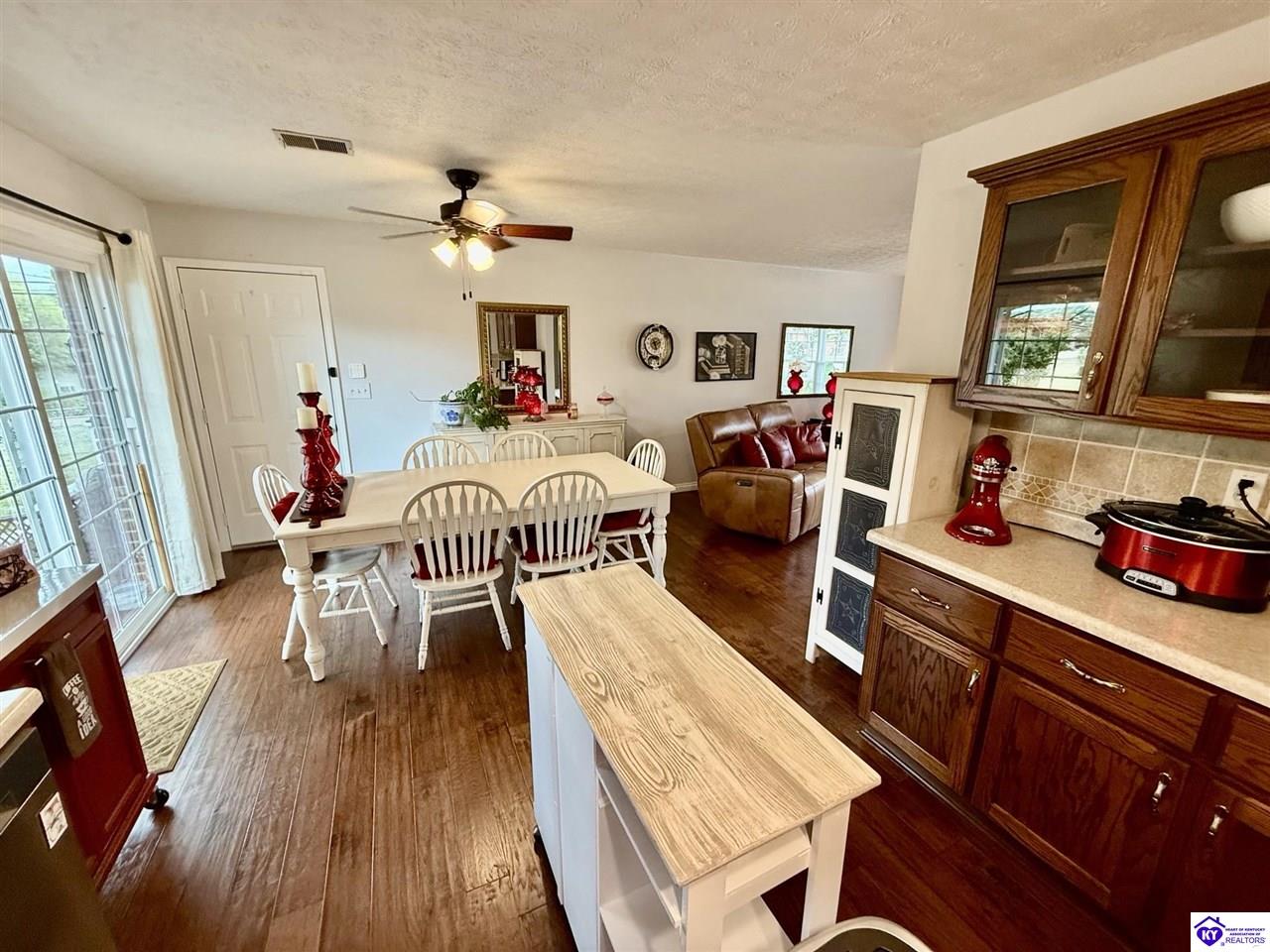 Listing Picture 511 Pearman Avenue Radcliff, KY 40160 MLS HK25003638