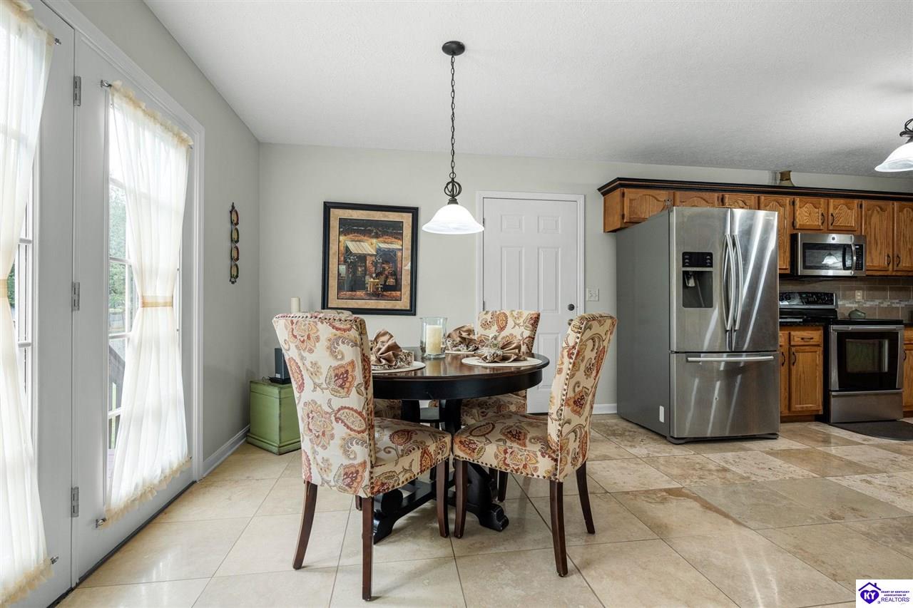 Listing Picture 41 Black Ravens Court Elizabethtown, KY 42701 MLS HK25003642