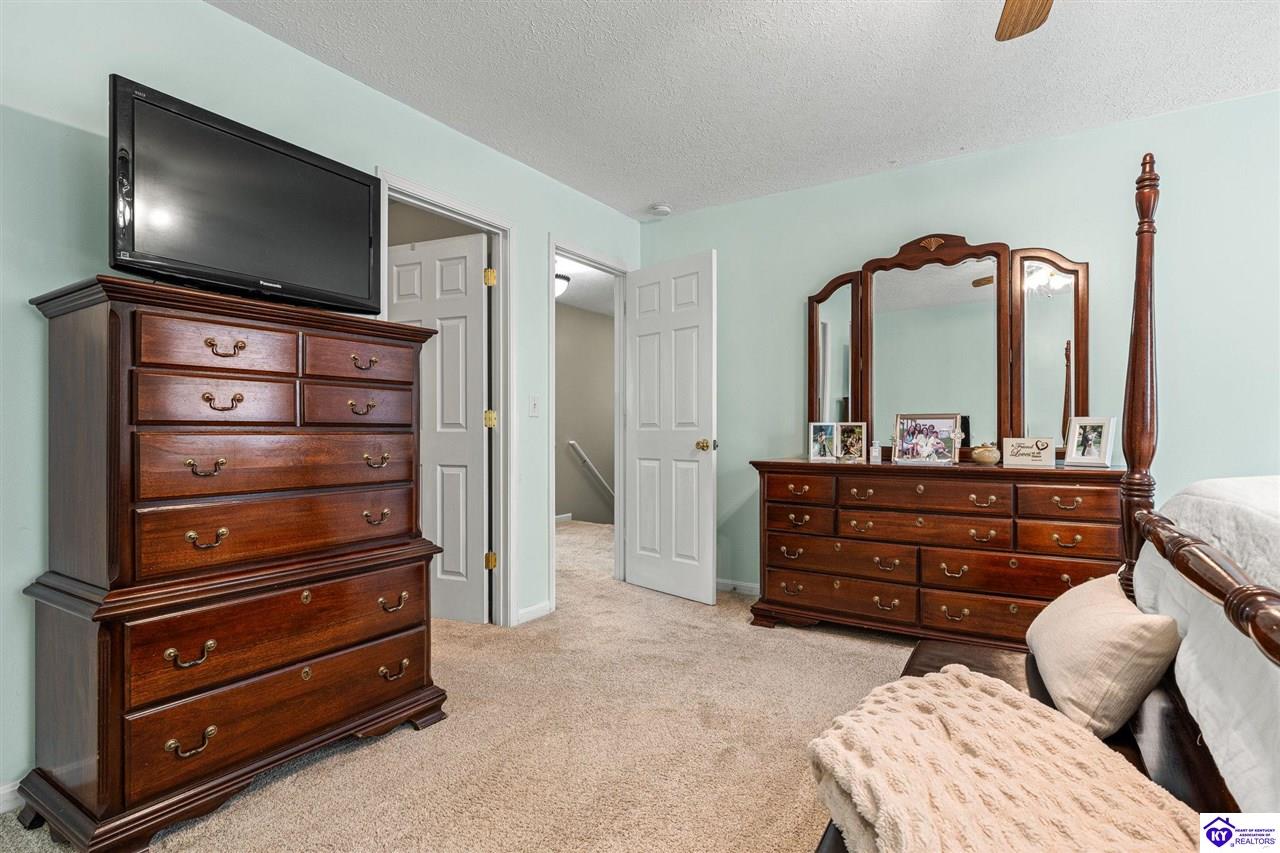 Listing Picture 41 Black Ravens Court Elizabethtown, KY 42701 MLS HK25003642