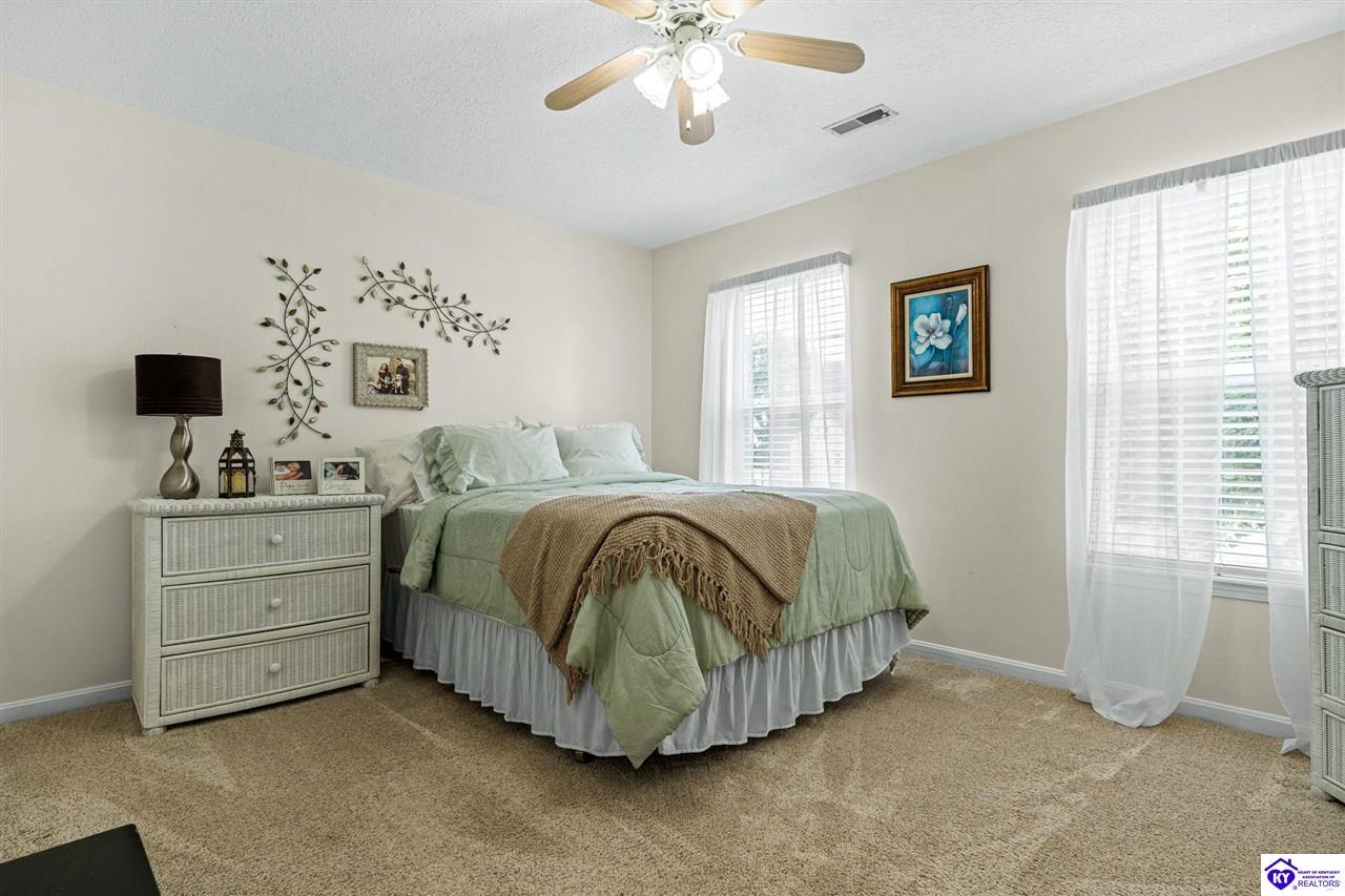 Listing Picture 41 Black Ravens Court Elizabethtown, KY 42701 MLS HK25003642