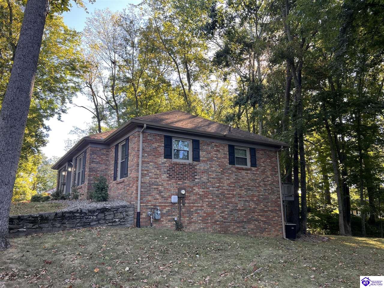 Listing Picture 306 Wildflower Drive Campbellsville, KY 42718 MLS HK25003656