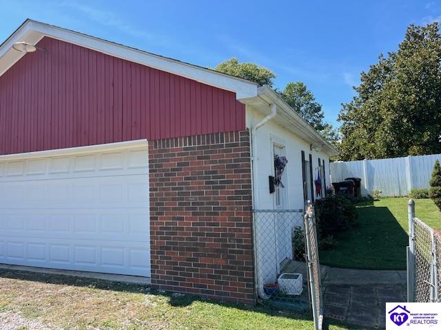 Listing Picture 105 Underwood Avenue Hodgenville, KY 42748 MLS HK25003679