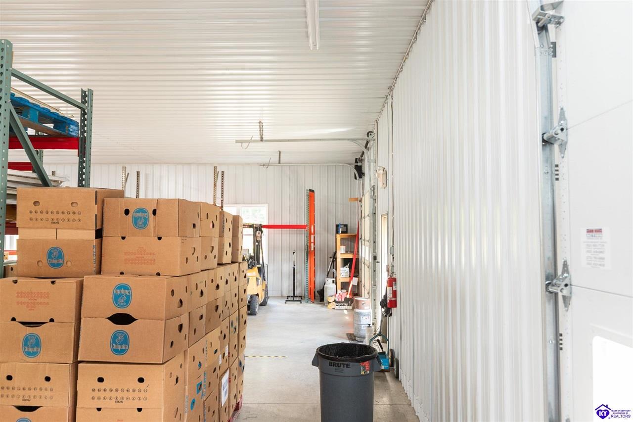 Listing Picture 4437 S Dixie Highway Glendale, KY 42740 MLS HK25003733