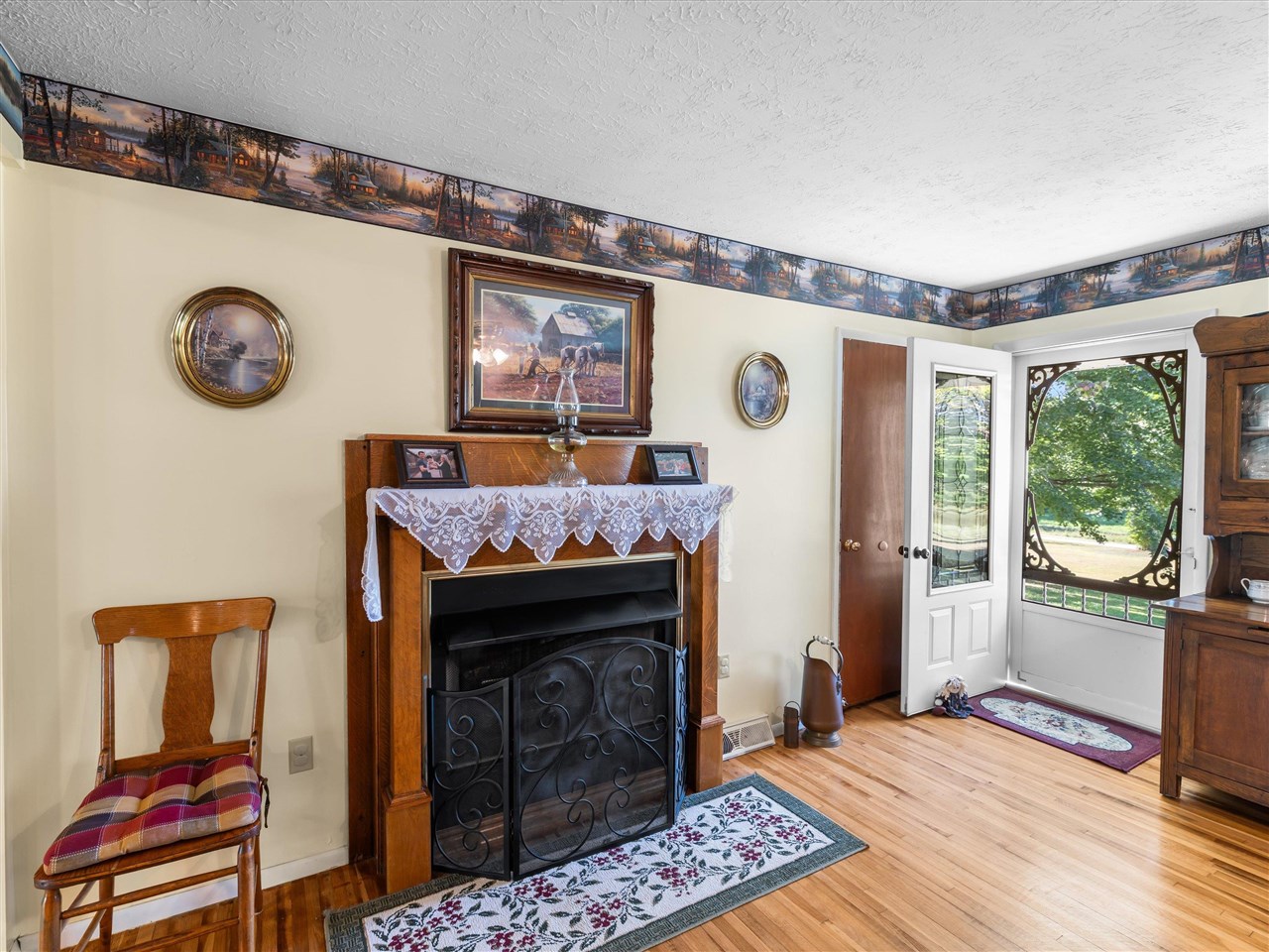 1644 Little Clifty Road