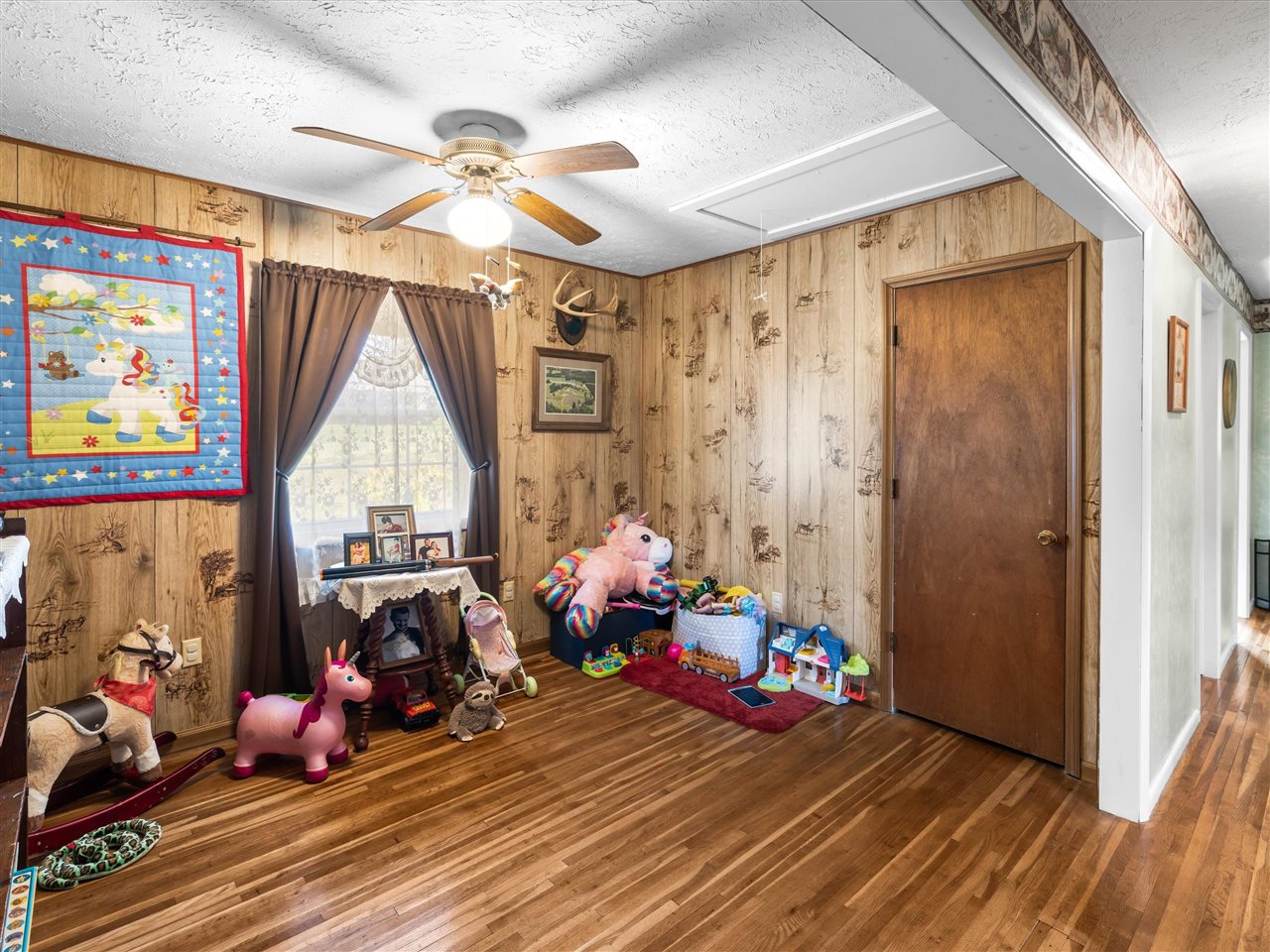 1644 Little Clifty Road