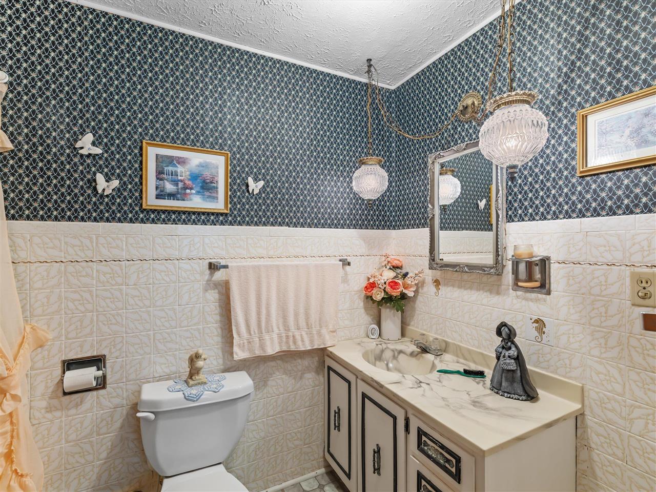 1644 Little Clifty Road