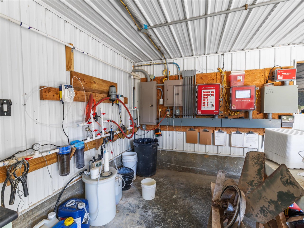 1644 Little Clifty Road