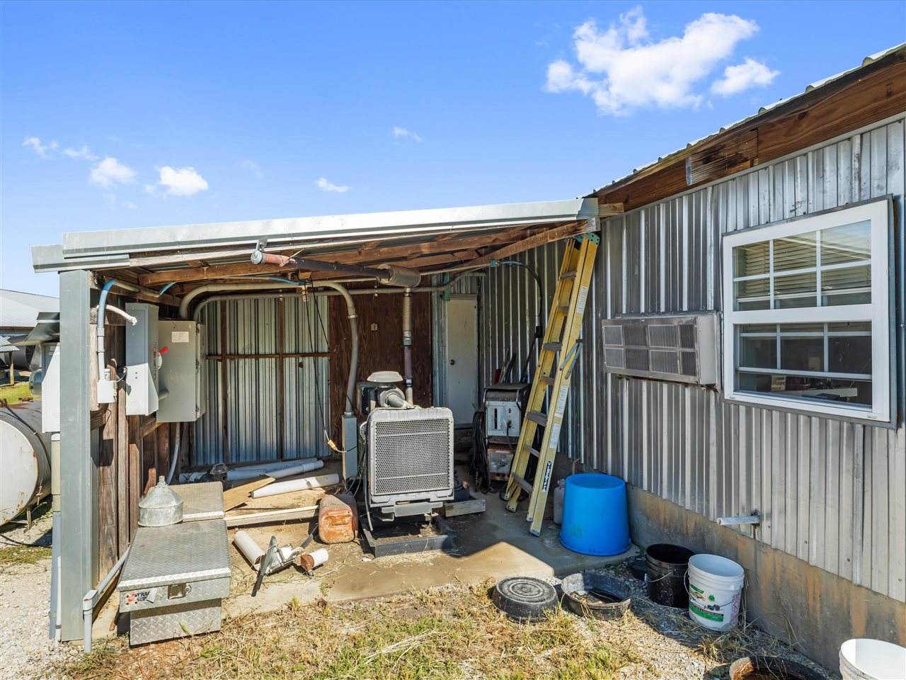 1644 Little Clifty Road