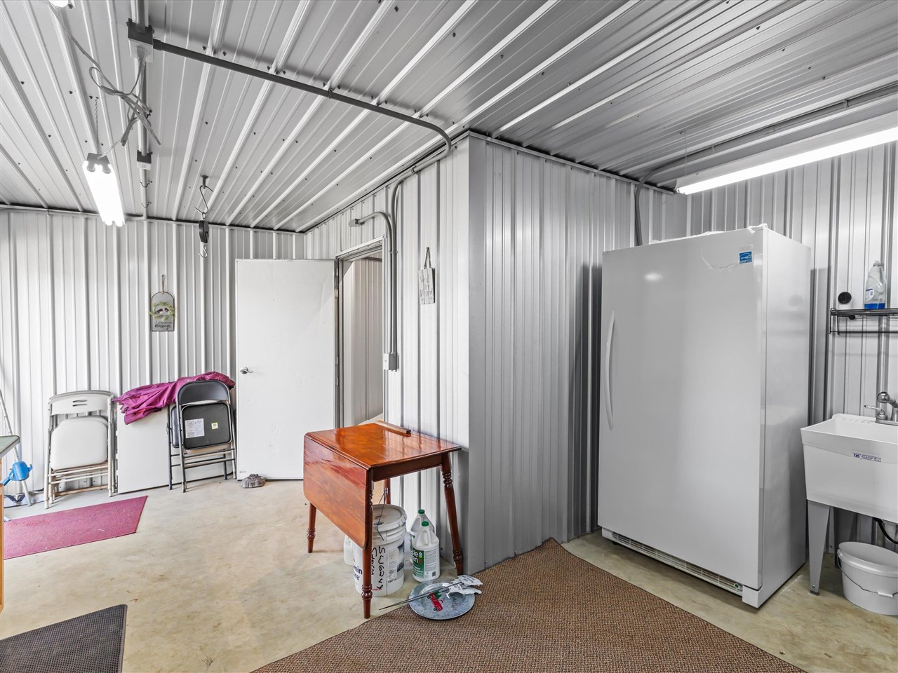 1644 Little Clifty Road