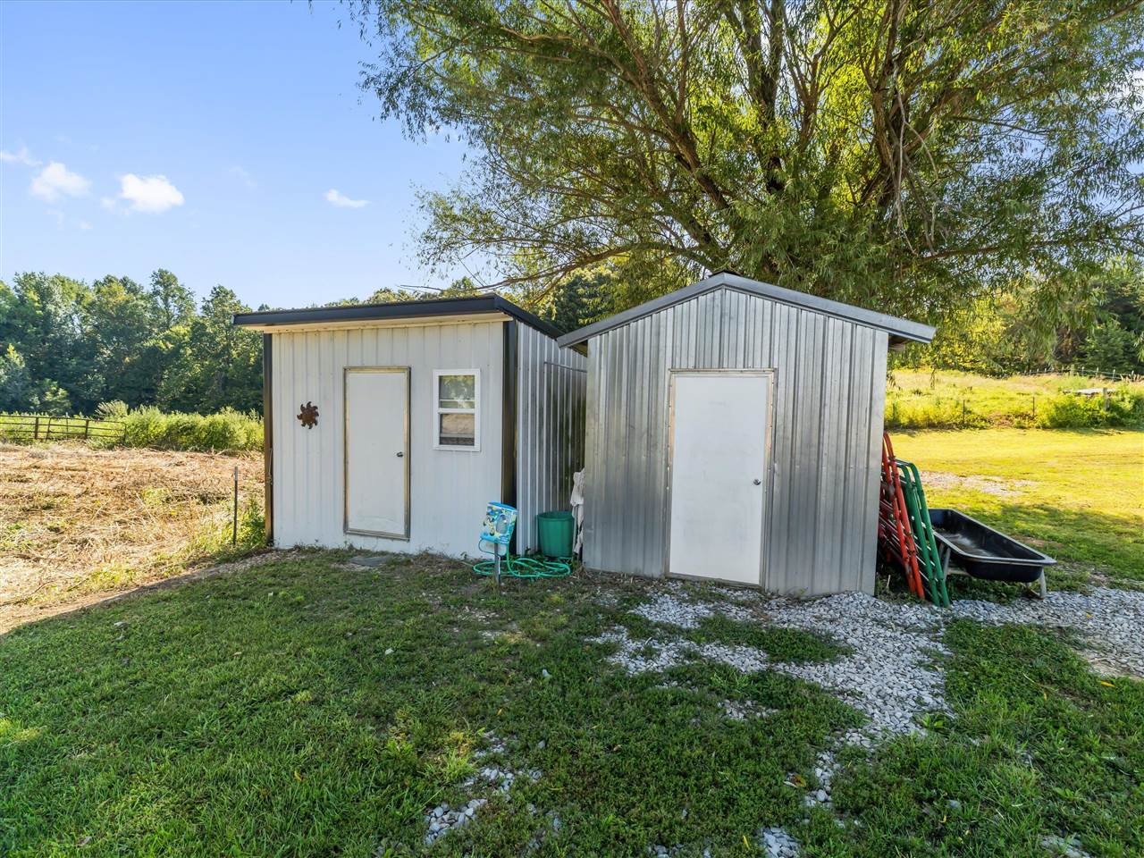 1644 Little Clifty Road