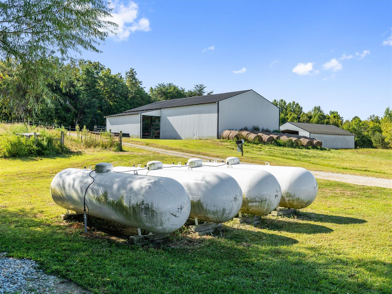 1644 Little Clifty Road