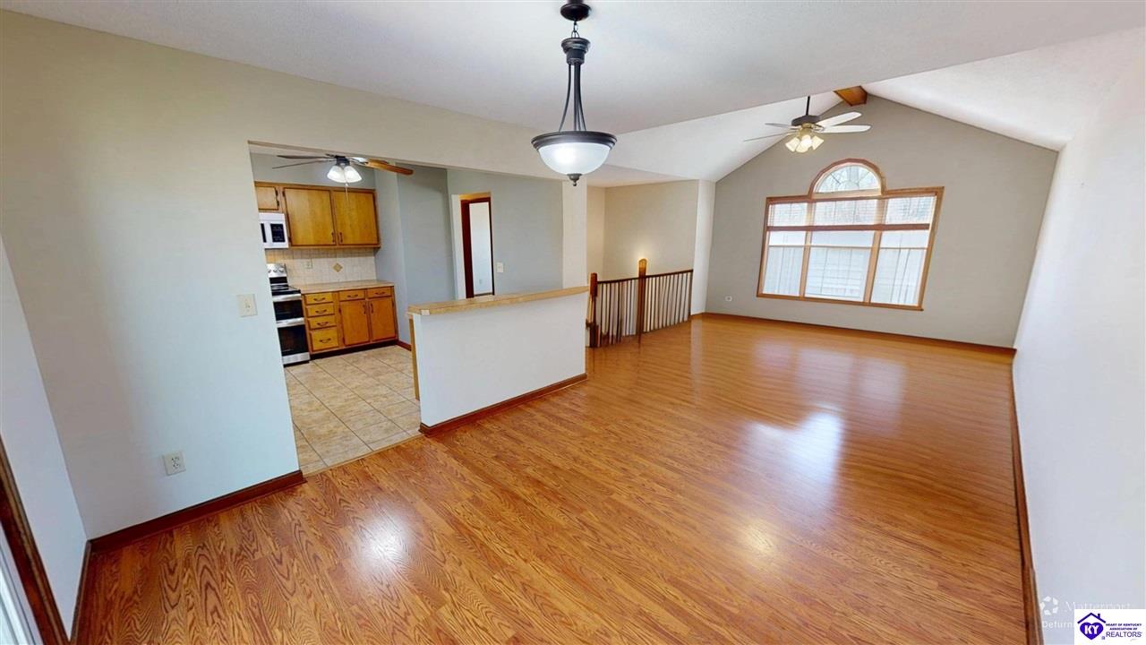 Listing Picture 226 Darrell Drive Elizabethtown, KY 42701 MLS HK25003790