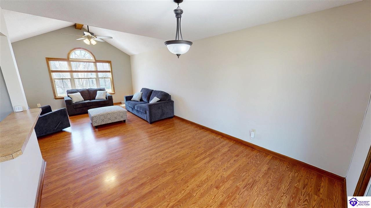 Listing Picture 226 Darrell Drive Elizabethtown, KY 42701 MLS HK25003790