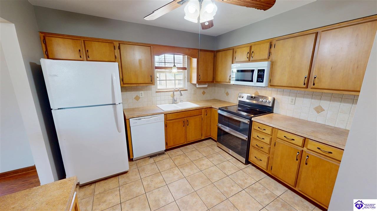 Listing Picture 226 Darrell Drive Elizabethtown, KY 42701 MLS HK25003790